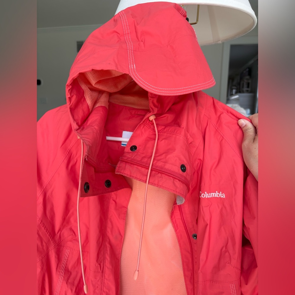 Columbia Women's Coral/Pink Waterproof Shell Jacket - Picture 2 of 5